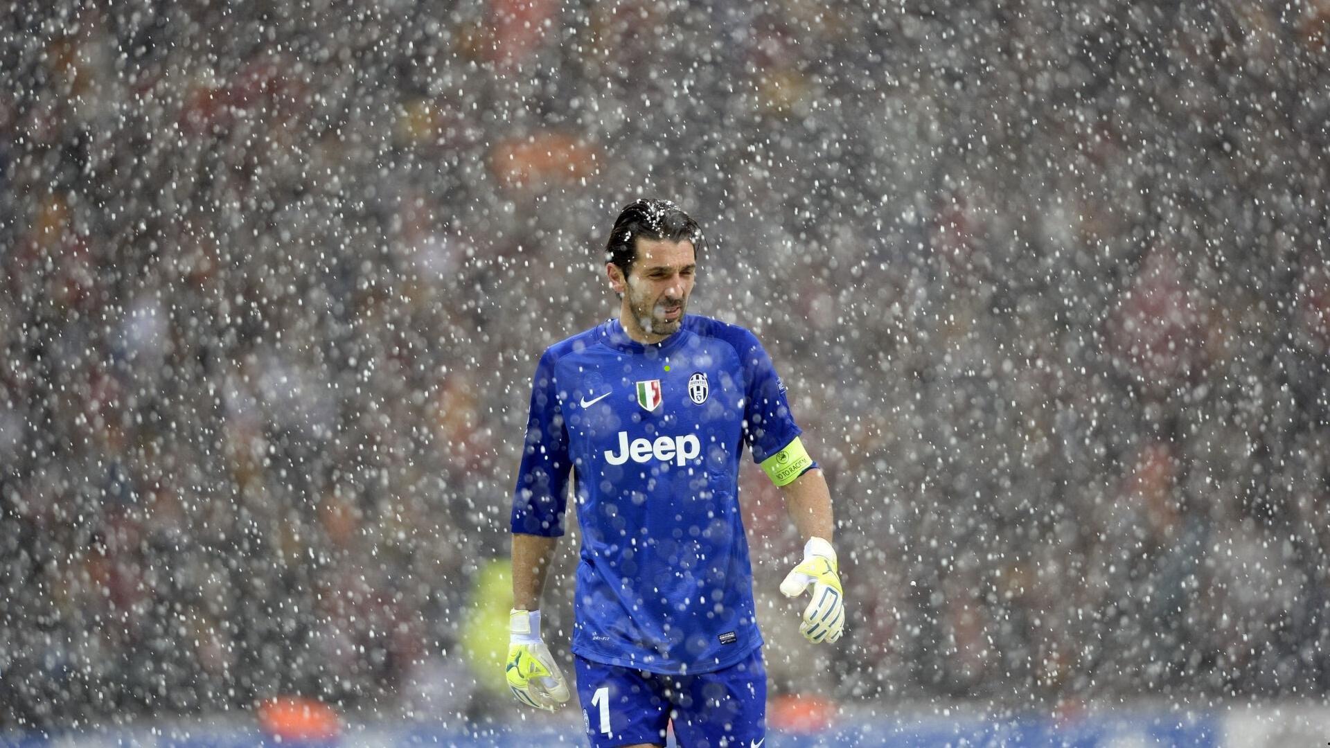 什琴斯尼坦言职业生涯步入无计划阶段 未来踢球年限悬而未决